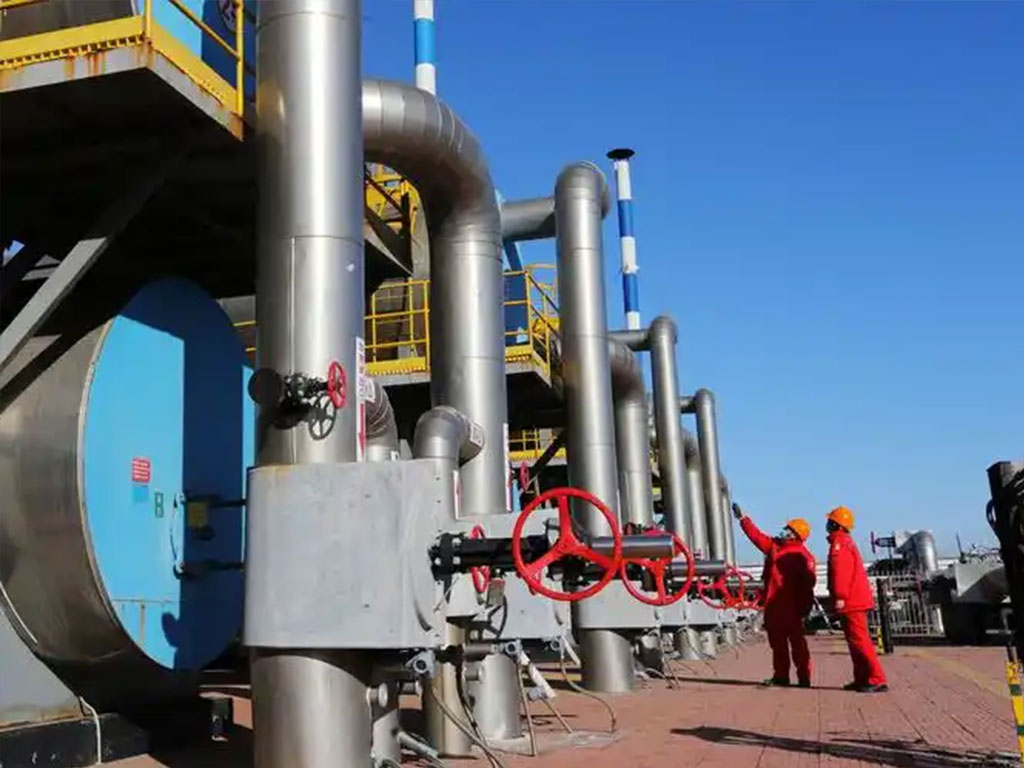 Oil-production-and-gathering-control